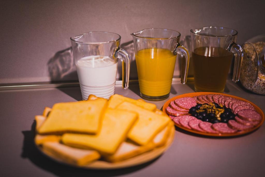 Mini Hotel Rooms & Breakfast Murmansk Esterno foto